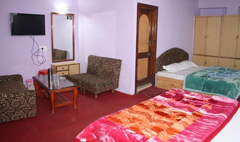 Hotel Highway Inn