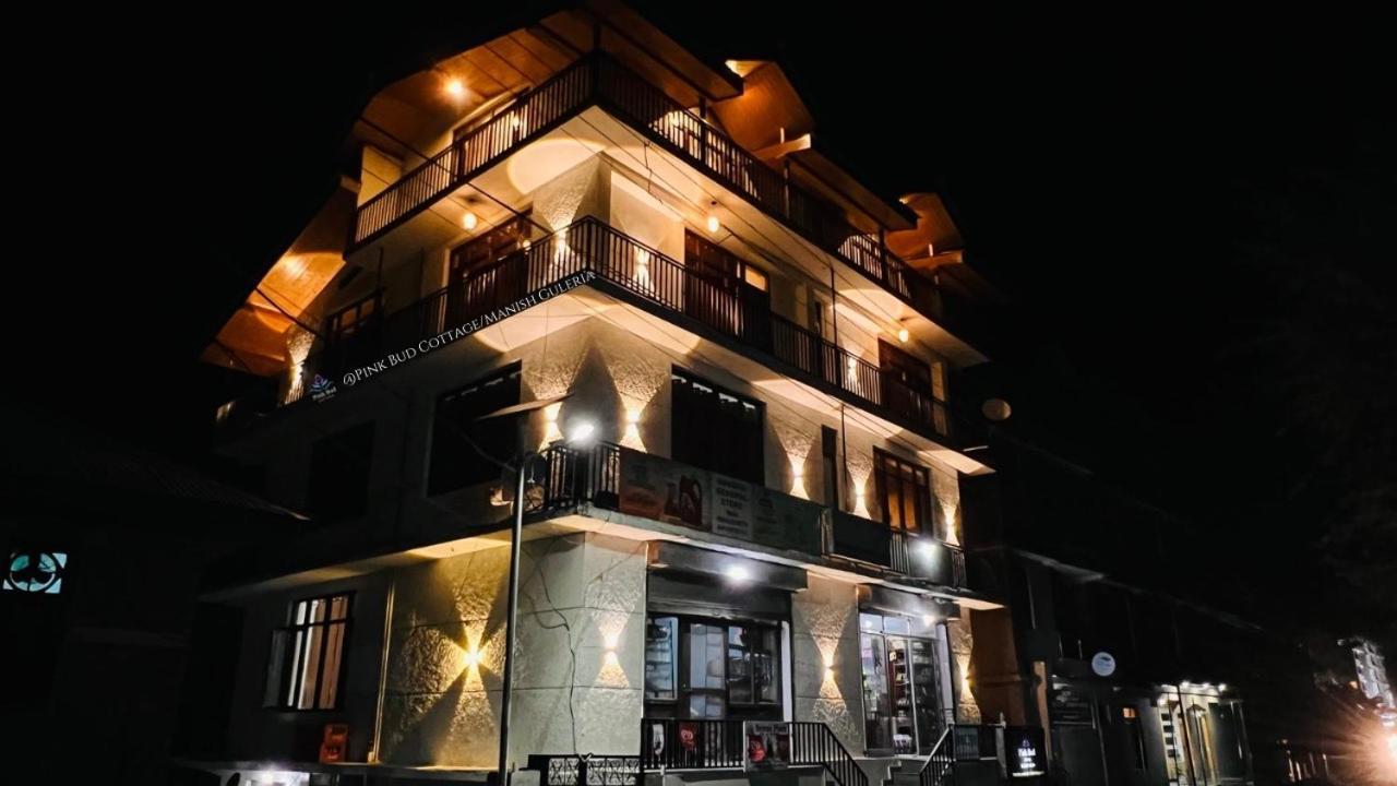 Villa Pink Bud 6Bhk - Manali (Himachal Pradesh)