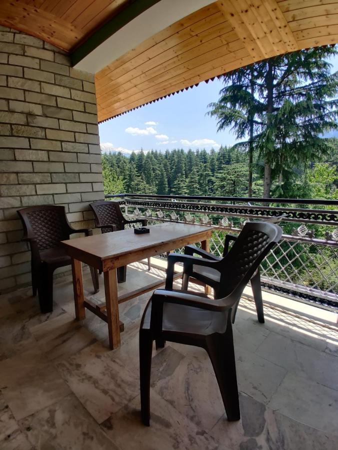 Apple View Guest House & Hostel - Manali (Himachal Pradesh)