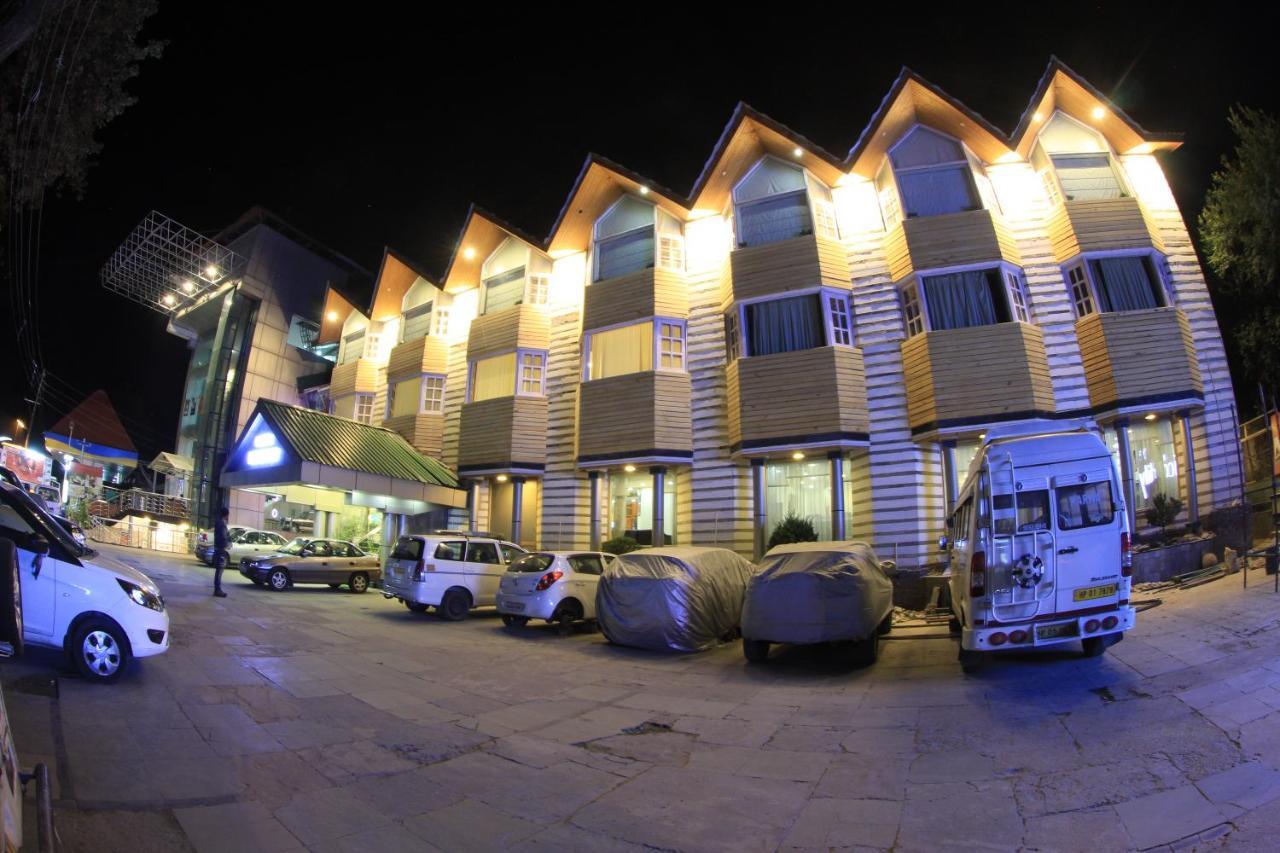 Piccadily Manali
