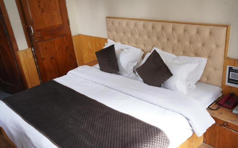 Golden Memories Hotel - Manali (Himachal Pradesh)