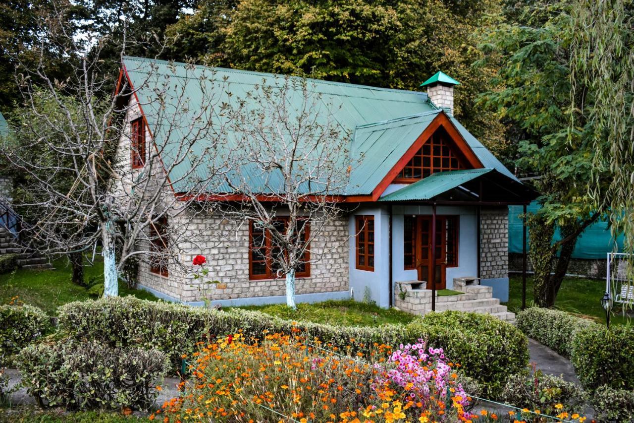 Leela Huts Villa - Manali (Himachal Pradesh)